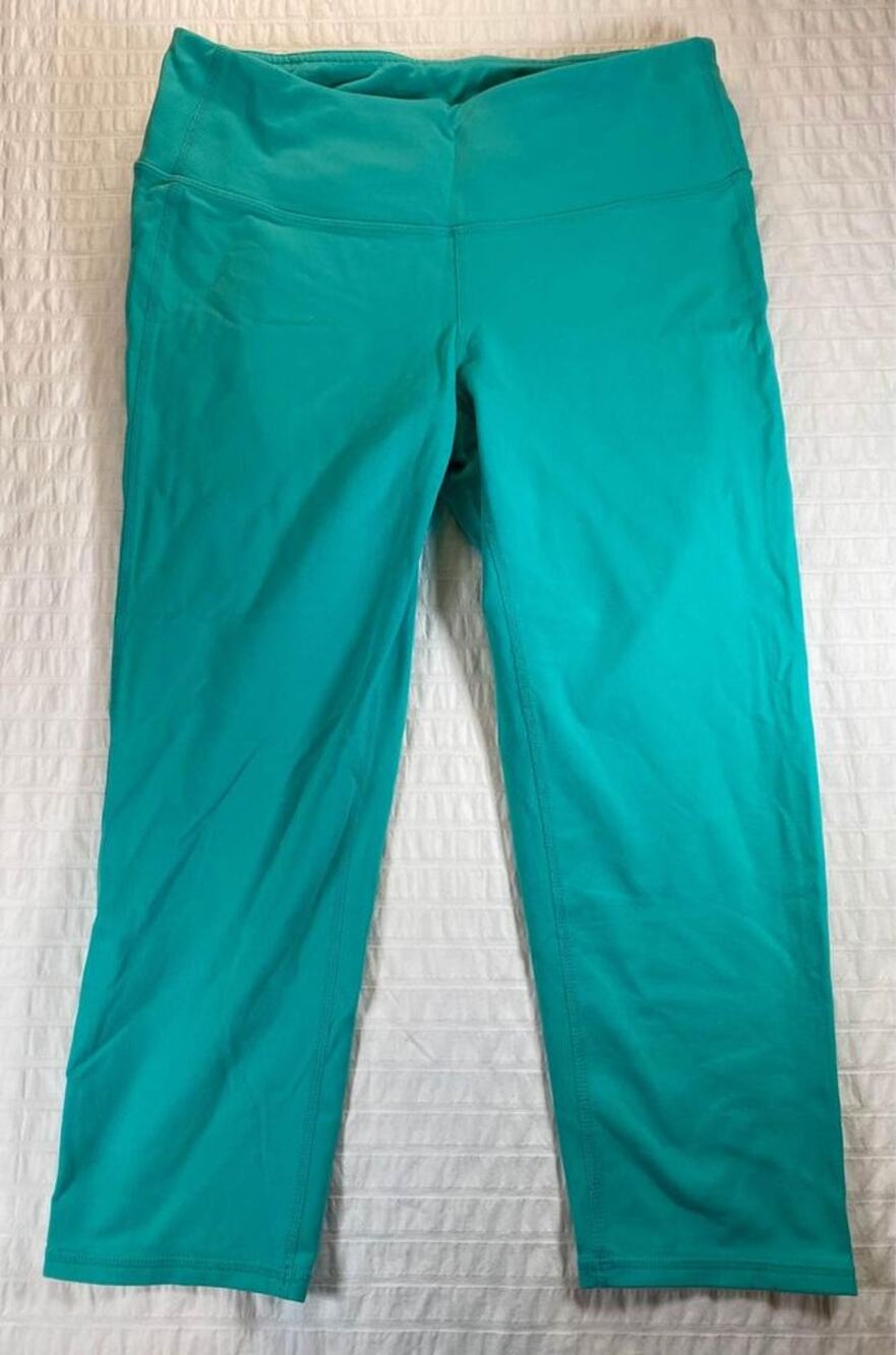 Athleta Womens Cropped Leggings Medium